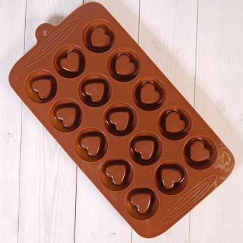 Форма силиконовая для шоколада "Сердца в сфере" 20*10 см, 15 ячеек